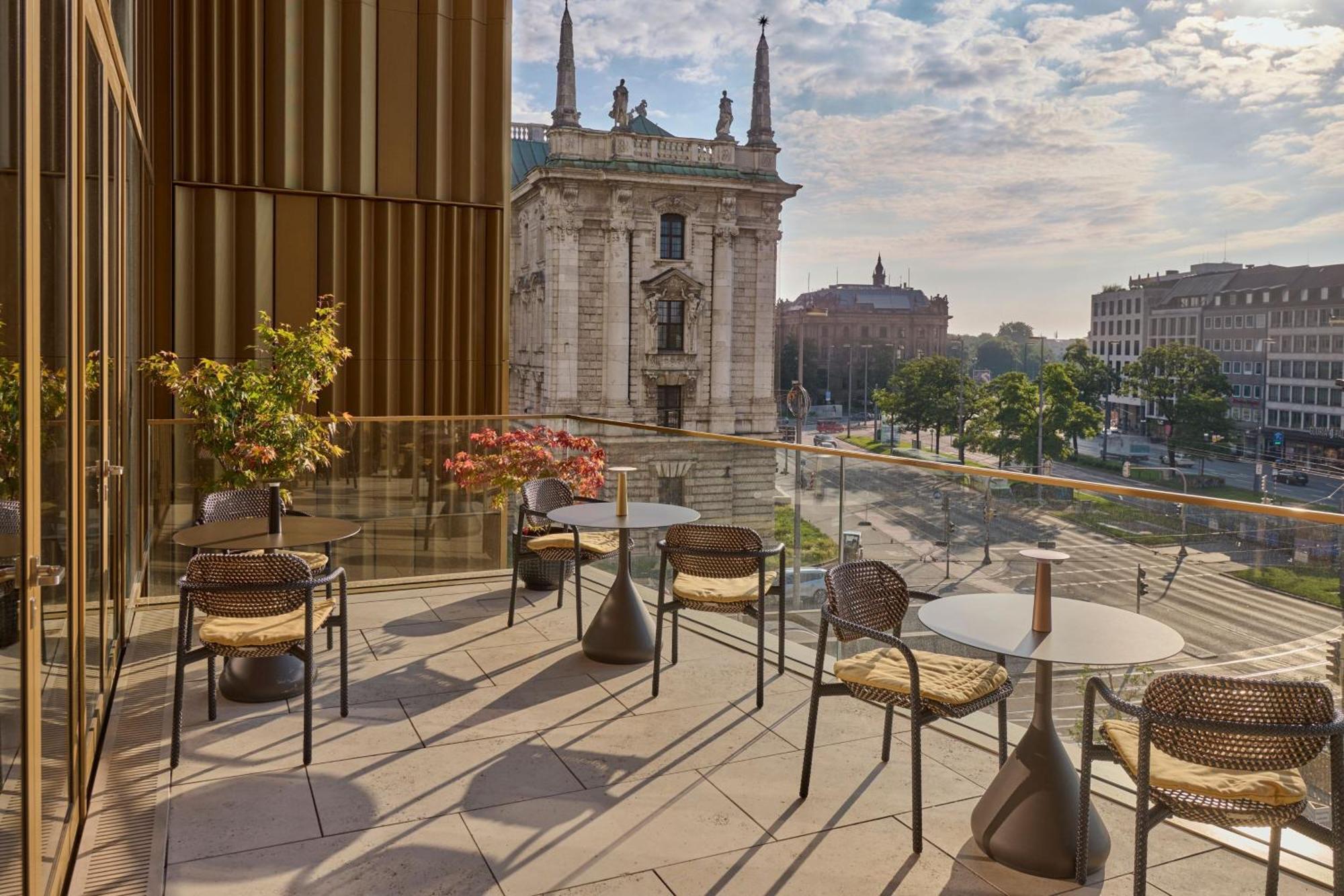 Koenigshof, A Luxury Collection Hotel, Мюнхен Экстерьер фото