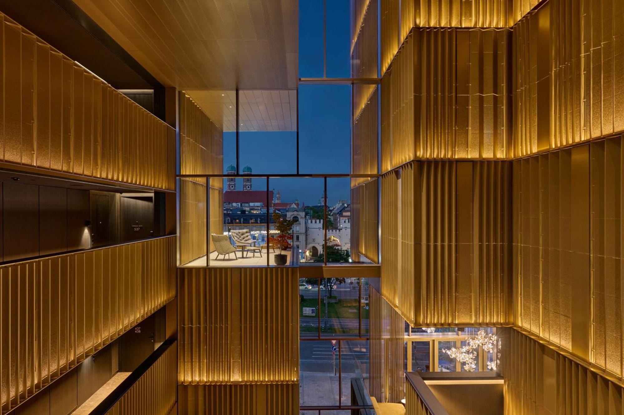 Koenigshof, A Luxury Collection Hotel, Мюнхен Экстерьер фото