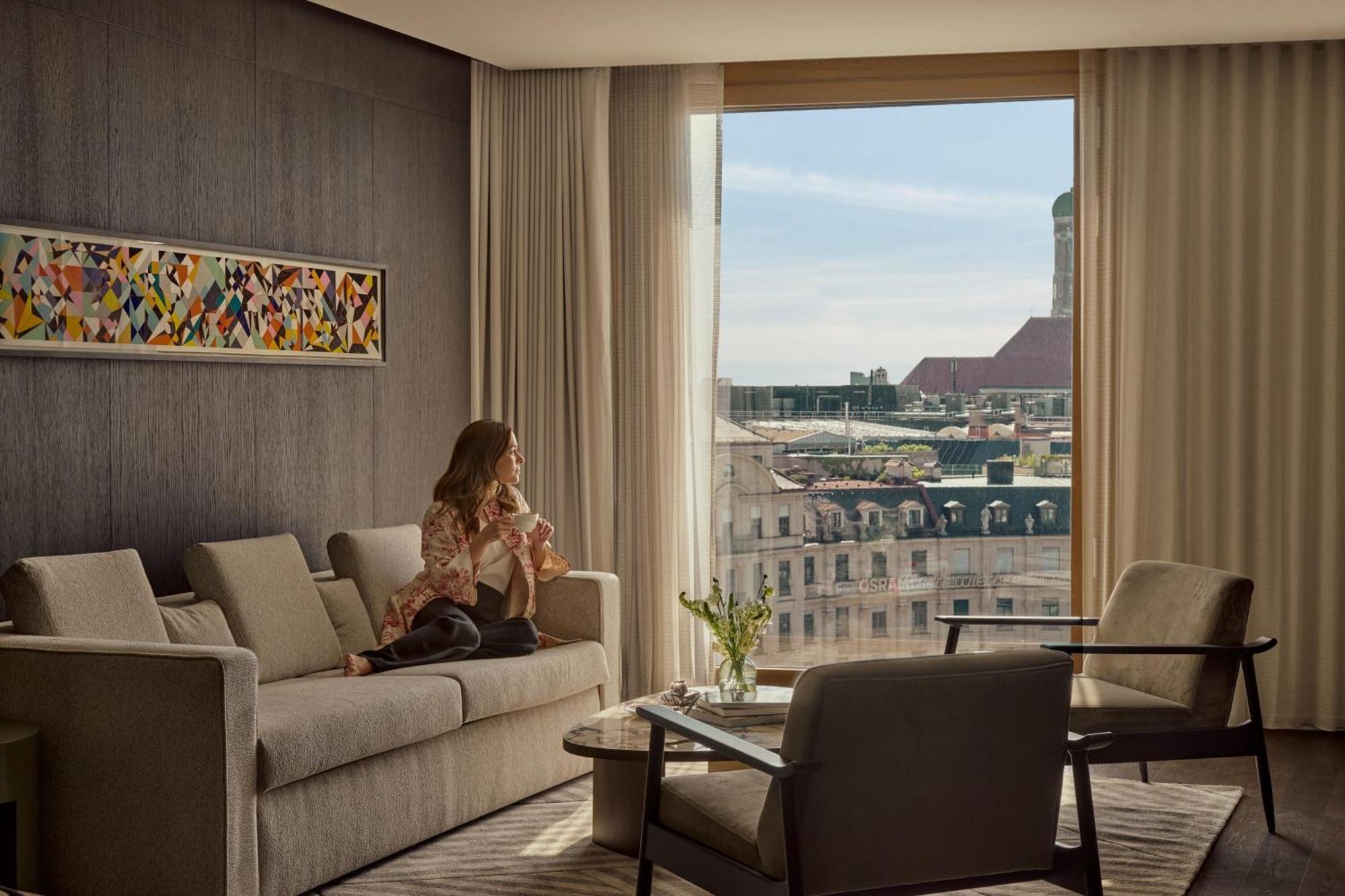 Koenigshof, A Luxury Collection Hotel, Мюнхен Экстерьер фото