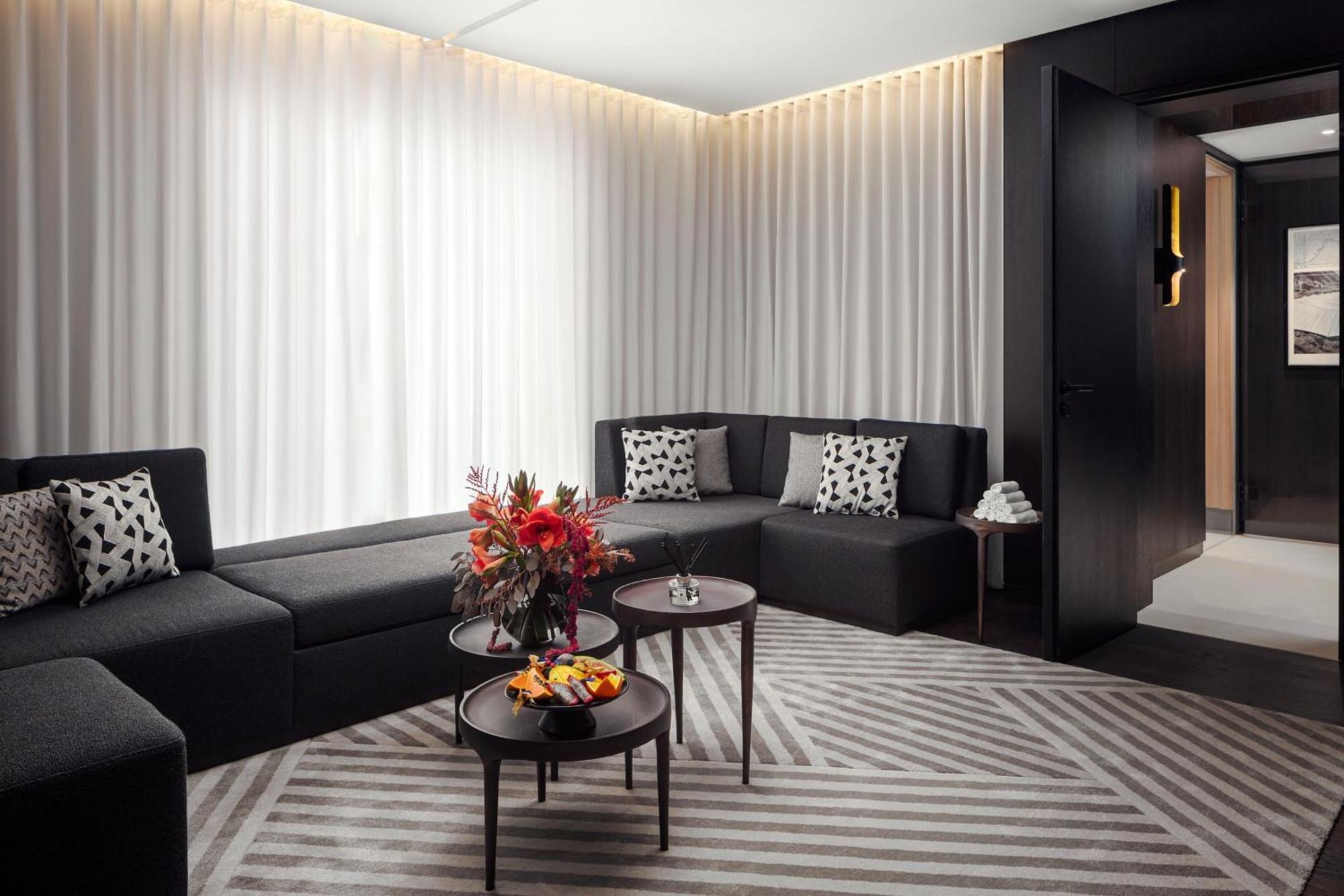 Koenigshof, A Luxury Collection Hotel, Мюнхен Экстерьер фото